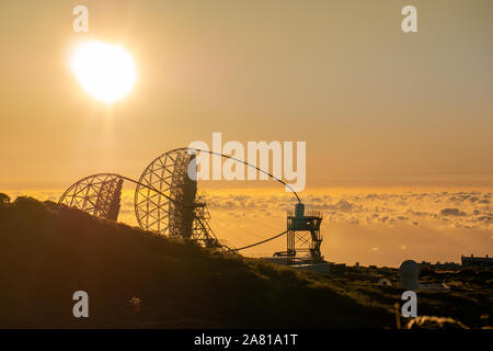 Anzeigen von observatorien von der Oberseite des Roque de Los Muchachos, La Palma Stockfoto