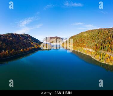 Sylvenstein See, Sylvenstein Stausee, in der Nähe von Lenggries, Isarwinkel, Luftaufnahme, Oberbayern, Bayern, Deutschland Stockfoto