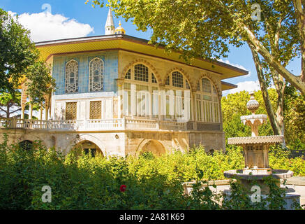 Das Äußere des Bagdad Kiosk im Topkapi Palace, Istanbul. Stockfoto