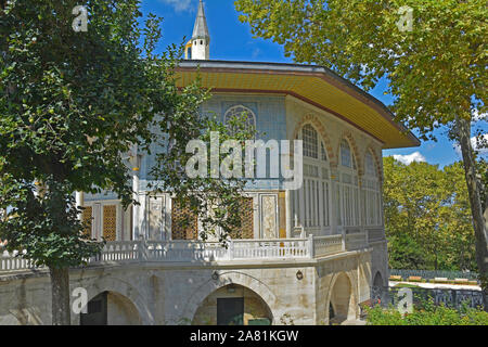 Das Äußere des Bagdad Kiosk im Topkapi Palace, Istanbul. Stockfoto