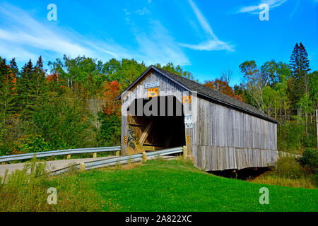 Es eine einspurige Brücke 1909 Kreuzung Stationen Creek in der Nähe von Sussex New Brunswick Kanada gebaut Stockfoto