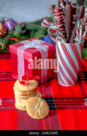 Schokolade Brezeln und Cookies Urlaub noch Leben für Weihnachten Stockfoto