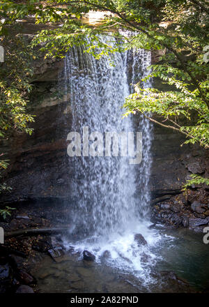 Schöne Gurke fällt in Ohiopyle State Park in Fayette County, Pennsylvania Stockfoto