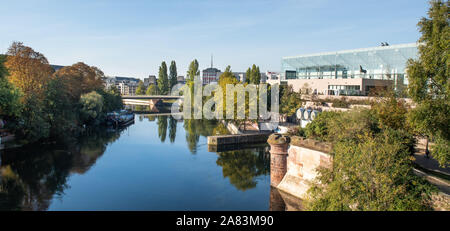 Straßburg, Elsass, Frankreich. Mittelalterliche Brücke Ponts Couverts und Barrage Vauban, Frankreich, Reisen Europa Stockfoto