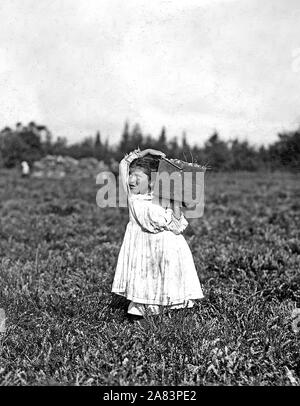 Acht Jahre lebt alte Jennie Camillo in West Maniyunk, Pennsylvania, September 1910 Stockfoto