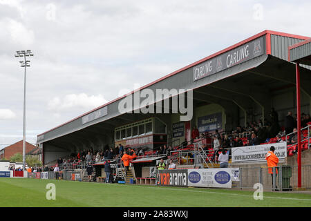 Die Haupttribüne während Dagenham u. Redbridge vs Chorley, Vanarama nationalen Liga Fußball an der Chigwell Bau Stadium am 28. September 2019 Stockfoto