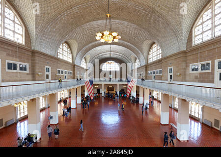 NEW YORK CITY, NY, USA - 14.April: Ellis Island war das Tor für Millionen von Immigranten in die Vereinigten Staaten von 1892 bis 1954 14. April 2016 in neuen Stockfoto