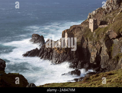 Crowns Engine Houses in Botallack, Cornwall, England, Großbritannien Stockfoto