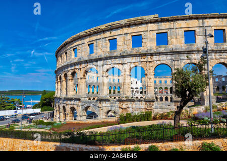 Arena in Pula, Kroatien. Ruinen der römischen Amphitheater bewahrt. UNESCO-Weltkulturerbe. Bild Stockfoto