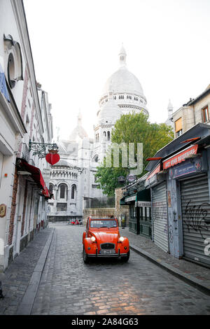 Sonnenaufgang in Montmartre, Sacré Coeur, Paris Stockfoto