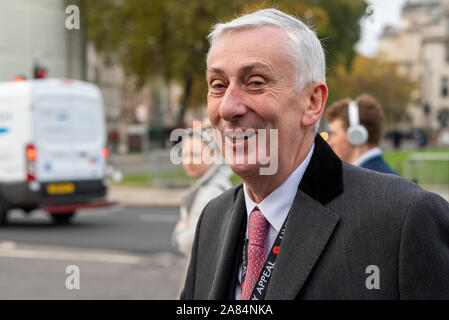 Der Sprecher des Parlaments, Sir Lindsay Harvey Hoyle, kommt an Das Unterhaus für seinen ersten Tag der Debatten Vor der Auflösung des Parlaments für 2019 GE Stockfoto