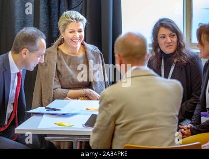 Den Haag, Niederlande. 06 Nov, 2019. Queen Maxima der Niederlande bei der Fokkerterminal in Den Haag, am November 06, 2019, zu der 15. Konferenz der Europäischen Venture Philanthropy Association, EVPA, eine Form der Philanthropie, die auf geschäftlichen Investitionen konzentriert sich Organisationen mit einer sozialen purposeCredit zu stärken: Albert Nieboer/Niederlande/Point de Vue |/dpa/Alamy Leben Nachrichten teilnehmen Stockfoto