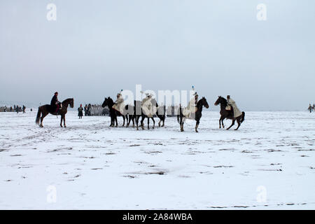 Pferd Offiziere in der Schlacht der drei Kaiser Wiederaufbau. Schlacht von Austerlitz 1805 Jahr. Slavkov. Tschechische Republick. 02.12. 2018 ihr Stockfoto