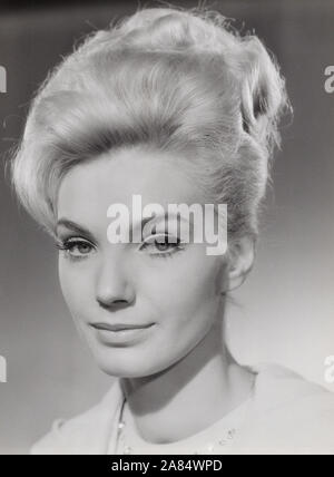 Maria Perschy, österreichische Filmschauspielerin, Deutschland 1960er Jahre. Österreichische Film Schauspielerin Maria Perschy, Deutschland der 1960er Jahre. Stockfoto