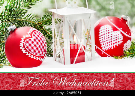 Weihnachtsdekoration mit Laterne Stockfoto