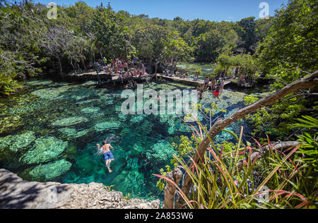 Cenote Azul in Mexiko Nr. 5 Stockfoto