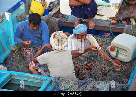 Hodeida/Jemen - 04 Jan 2013: Der Fischmarkt in Hodeida, Rotes Meer, Bab El Mande, Jemen Stockfoto