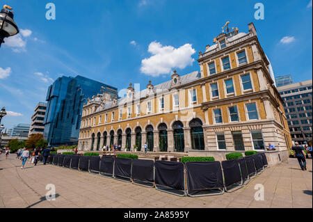 Die Old Billingsgate Fish Market Gebäude in der Londoner City Stockfoto