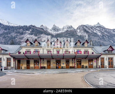Chamonix, Frankreich - 25. Dezember 2018: Chamonix-Mont-blanc Bahnhof in Haute-Savoie in Frankreich Stockfoto