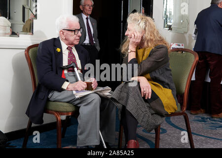 Barry Cryer&Carry akroyd an der Oldie literarische Mittagessen; 05/11/19. Stockfoto