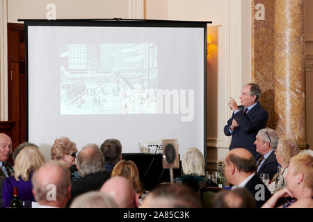 Simon Jenkins an der Oldie literarische Mittagessen 05-11-19 Stockfoto