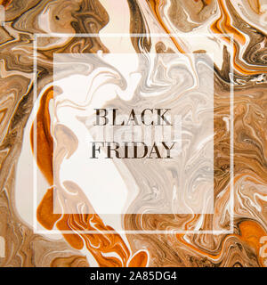 Kreative text black friday Sales in transparenten Quadrat auf Braun Stockfoto