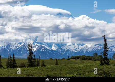 Der Berg 'Denali', früher bekannt als Mount McKinley, in Denali National Park. Stockfoto