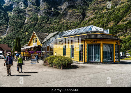 Norwegen. Norvegia. Das Dorf Flam entlang Aurlandsfjord Stockfoto