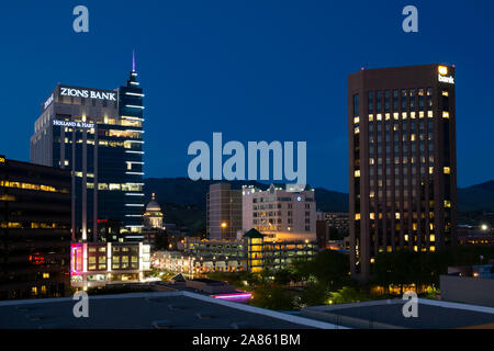 Nacht Blick auf Skyline Boise, Idaho Stockfoto