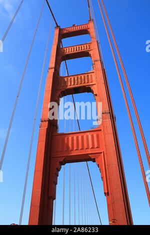 Golden Gate Bridge in San Francisco - Säule Stockfoto