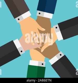 Stapel der Hände der verschiedenen menschlichen Rassen, die Einheit und Zusammenarbeit. Stock Vektor