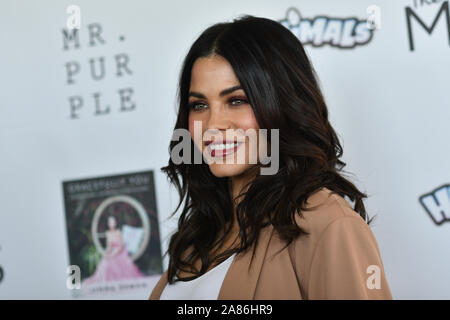 "Würdevoll Sie 'Mamarazzi Ereignis, New York, USA - 24 Okt 2019 - TJenna Dewan Stockfoto