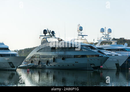 Olbia Sardinien, 19. AUGUST 2019: Maxy Yacht in den Hafen von Olbia. Stockfoto