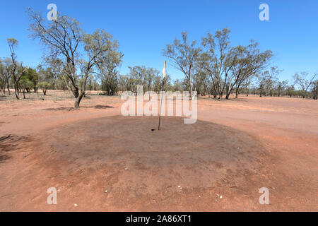 Einen Golfkurs in den roten Staub des Outbacks, die grawin, Queensland, Queensland, Australien Stockfoto