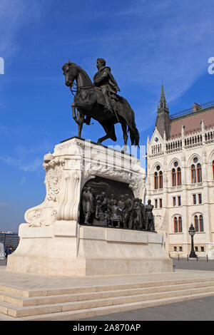 Ungarn; Budapest; Count Gyula Andrassy Statue, Stockfoto