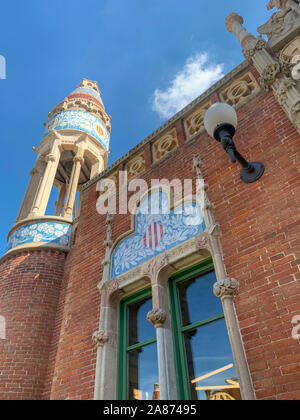 Hospital Sant Pau. Krankenhaus St. Paul und dem Heiligen Kreuz. Das Krankenhaus wurde 1901-1930 gebaut. El Ginardo Bereich. Barcelona, Spanien. Juli 13th, 2019 Stockfoto