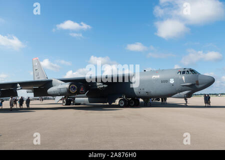 Die United States Air Force B-52 Stratofortress sitzt auf statische Anzeige an die 2018 Vectren Dayton Airshow. Stockfoto