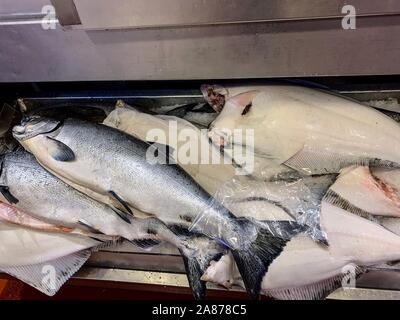 Pike Place Market - Seattle, Washington - frisch gefangenen Fisch Stockfoto