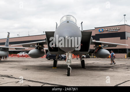 YPSILANTI, Michigan/USA - 26. August 2018: der United States Air Force F-15 Eagle an der Thunder 2018 über Michigan Airshow. Stockfoto