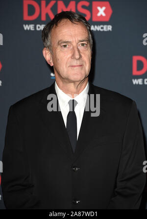 Foto © gutgeschrieben werden Alpha Presse 079965 06/11/2019 Angus Deayton DKMS jährliche grosse Liebe Gala 2019 Im Roundhouse London Stockfoto