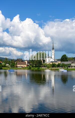 Frymburg, Friedberg mit Kirche St. Bartholomaus am Lipno Stausee, Region Südböhmen, Tschechische Republik Stockfoto