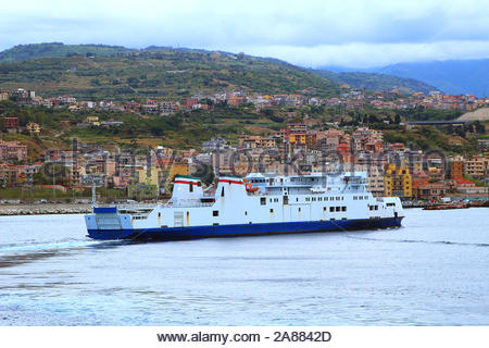 48+ Fähre Messina Villa San Giovanni Images