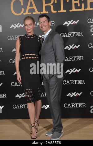 Madrid, Spanien. 07 Nov, 2019. US Schauspieler Jerry O'Connell und Schauspielerin Rebecca Romijn darstellen, bei der Präsentation der "Carter" AXN TV-Show, in Madrid, am Donnerstag, 07, November 2019 Credit: CORDON PRESSE/Alamy leben Nachrichten Stockfoto