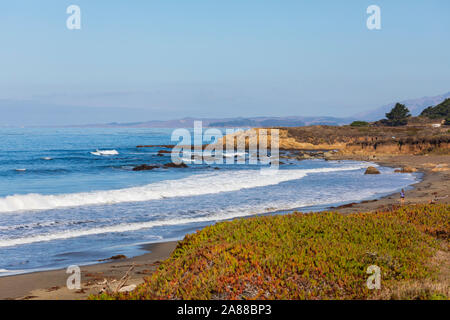 Cambria Strand, Cambria, Pacific Coast Highway, SR 1, Kalifornien, Vereinigte Staaten von Amerika Stockfoto