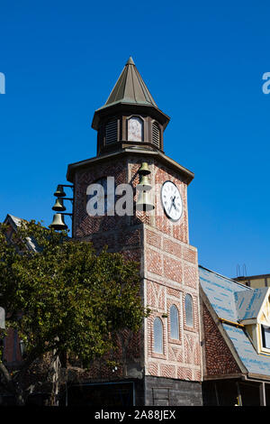 Replik der Kopenhagener Rathaus Clock Tower, die dänische Regelung von Solvang, Santa Barbara County, Kalifornien, Vereinigte Staaten von Amerika. Stockfoto