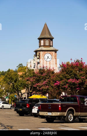 Replik der Kopenhagener Rathaus Clock Tower, die dänische Regelung von Solvang, Santa Barbara County, Kalifornien, Vereinigte Staaten von Amerika. Stockfoto