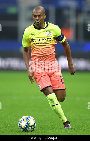 Mailand, Italien. 06 Nov, 2019. Fernandinho von Manchester City während der UEFA Champions League Spiel zwischen Atalanta und Manchester City im Stadio San Siro, Mailand, Italien. Foto von Giuseppe Maffia. Credit: UK Sport Pics Ltd/Alamy leben Nachrichten Stockfoto