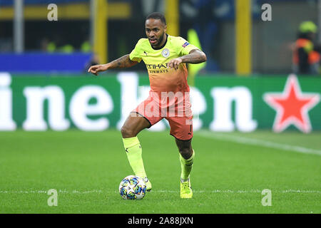 Mailand, Italien. 06 Nov, 2019. Raheem Sterling von Manchester City während der UEFA Champions League Spiel zwischen Atalanta und Manchester City im Stadio San Siro, Mailand, Italien. Foto von Giuseppe Maffia. Credit: UK Sport Pics Ltd/Alamy leben Nachrichten Stockfoto