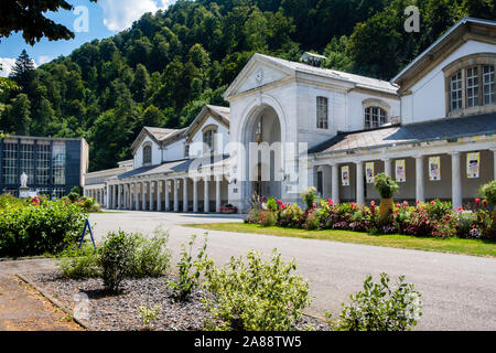 Bagneres-de-Luchon (Südwesten Frankreichs). Luchon-Superbagneres, genannt die "Königin der Pyrenäen", ein Spa und Ski Resort im Südwesten Frankreichs, Stockfoto