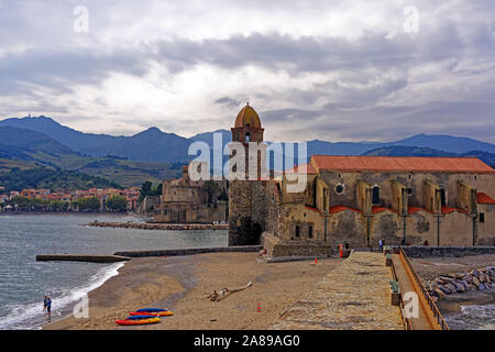 Leuchtturm, Bucht, Kirche, Église Notre-Dame-des-Anges Stockfoto